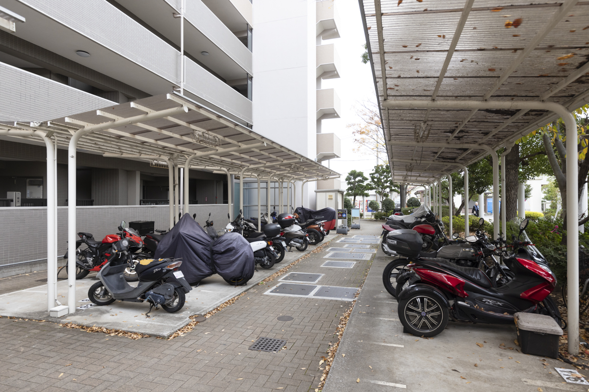 バイク置き場