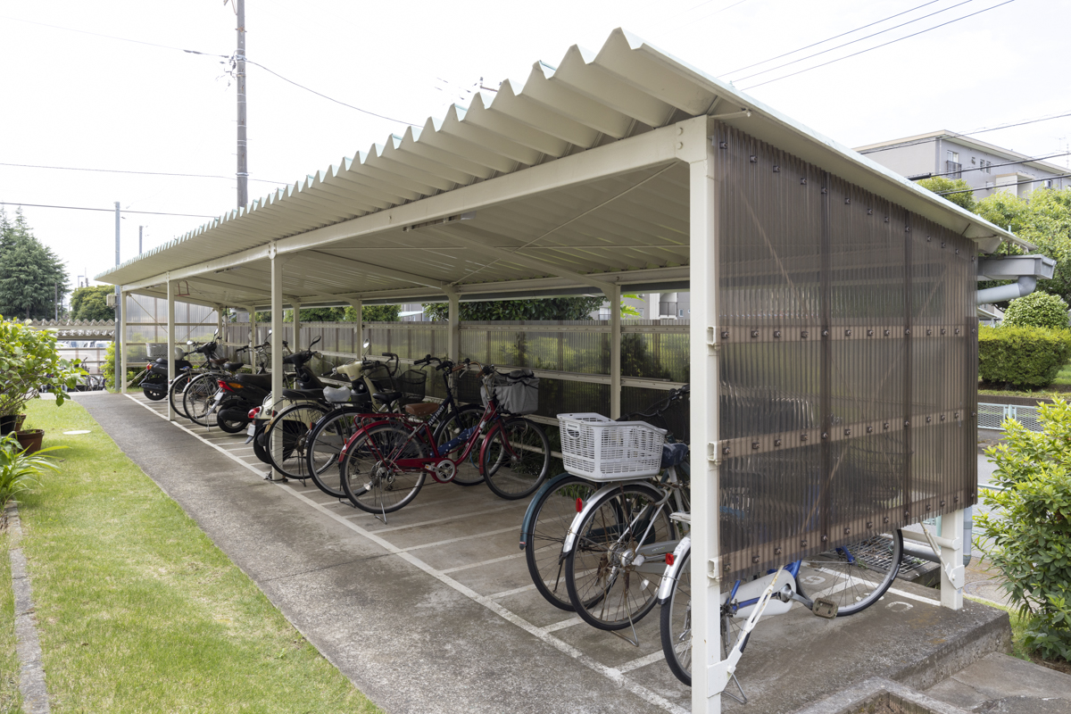 相武台団地2207号棟の自転車置き場