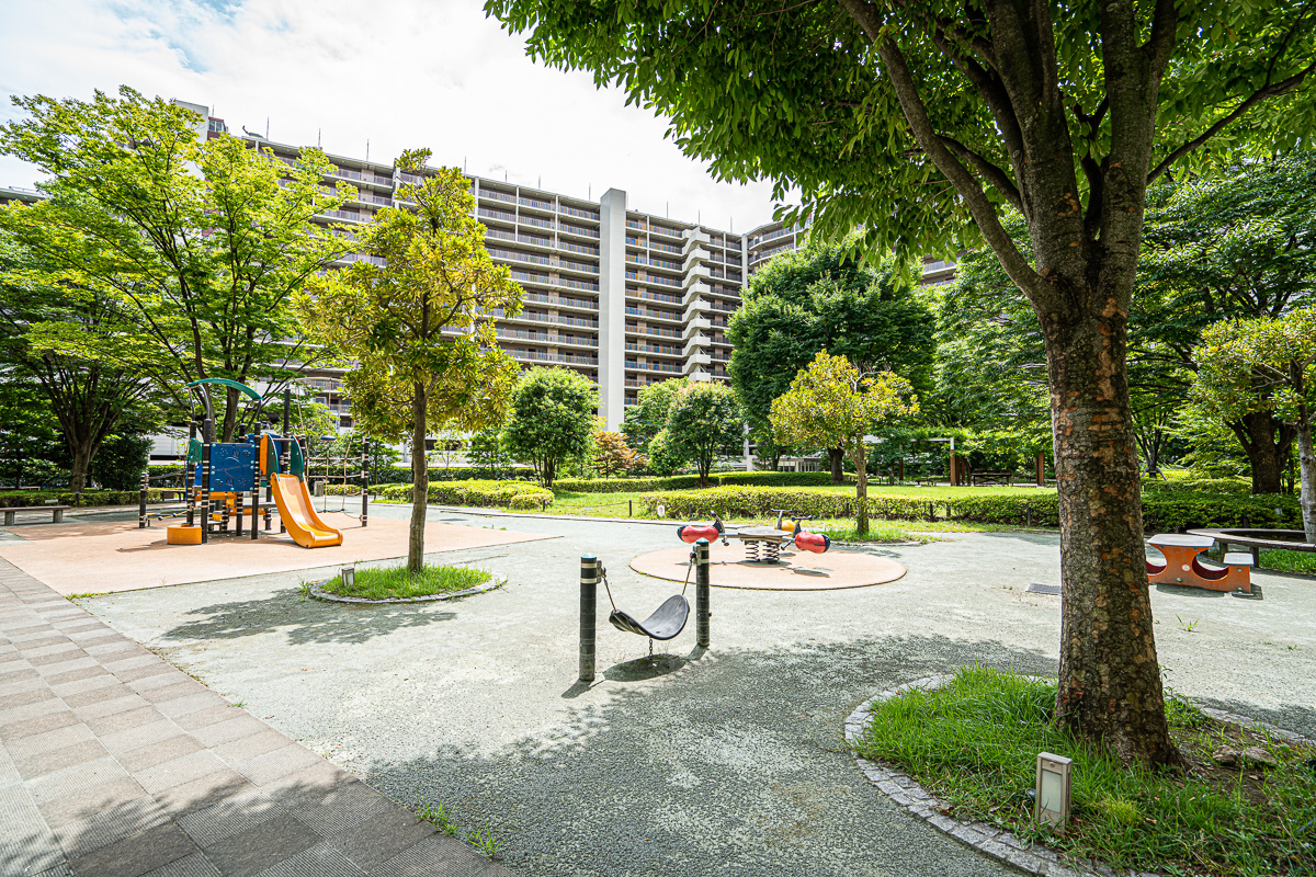 パークシティさいたま北アークレジデンスの中庭の公園