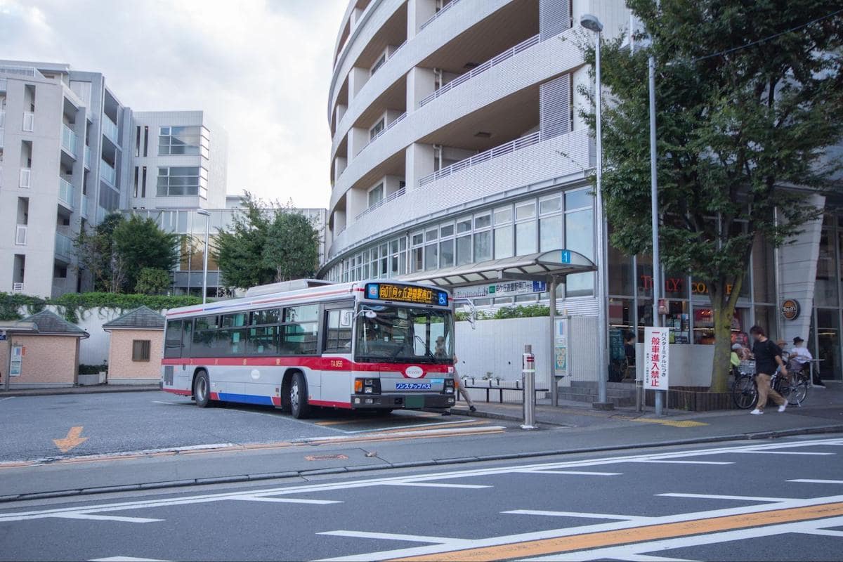 梶ヶ谷駅前　バスロータリー