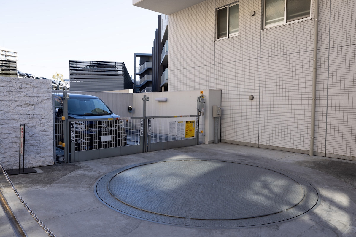 プレシス宮崎台　駐車場