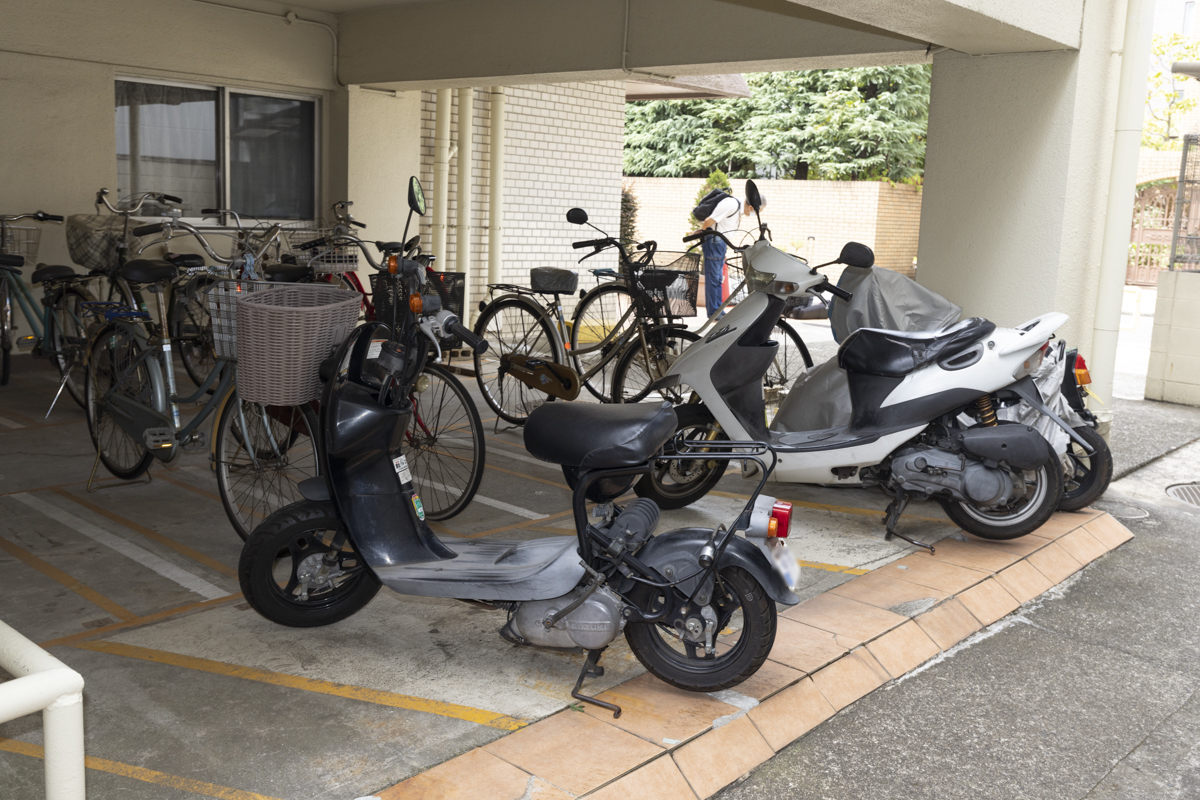 カサベルダの駐車場