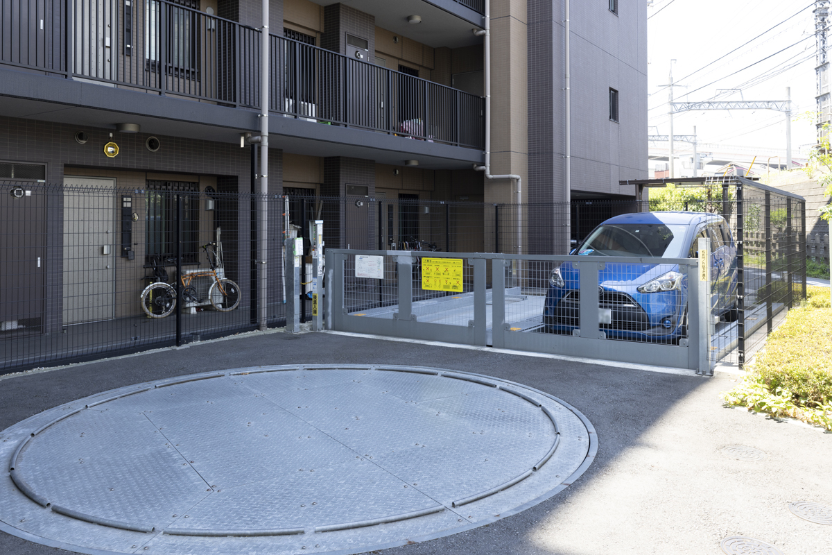 アンビシャス堀切菖蒲園の駐車場