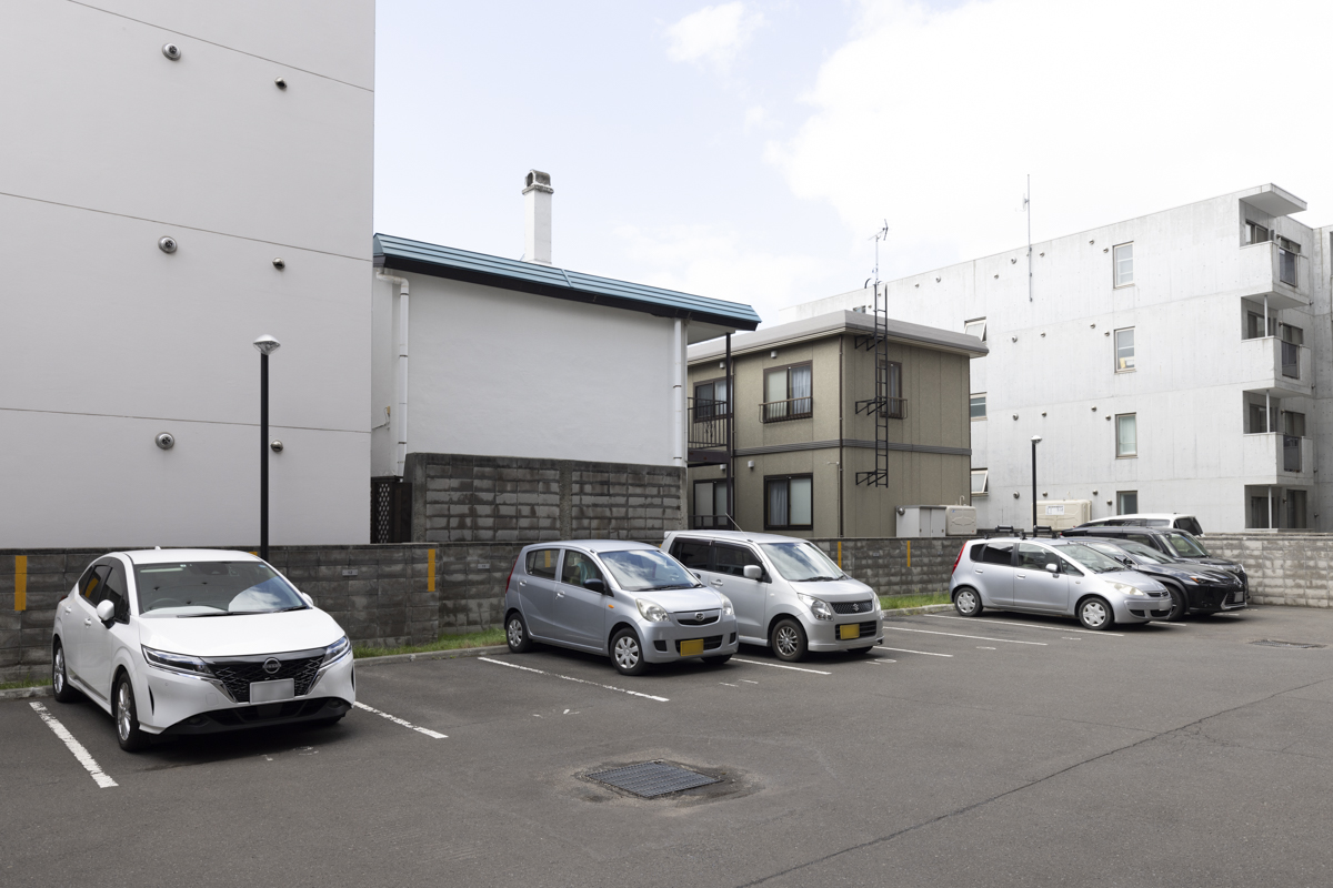 ダイアパレス水穂大橋の駐車場