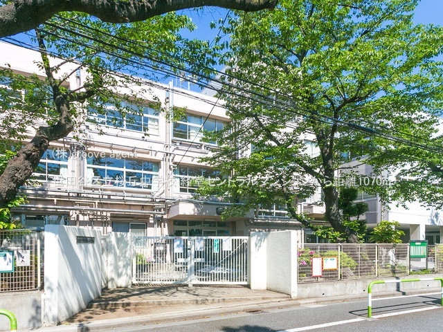 世田谷区立桜丘中学校